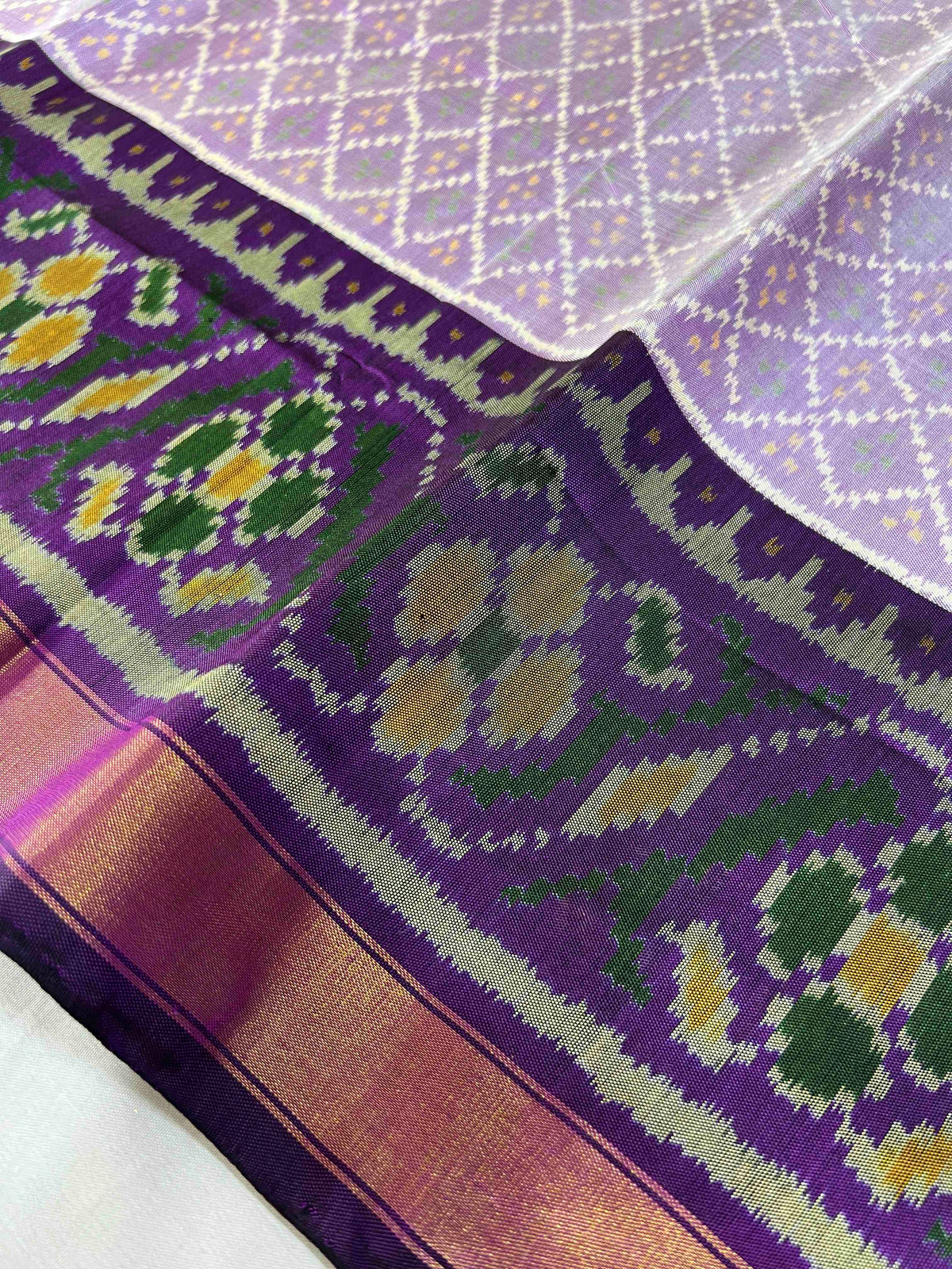Light purple daliya bhat design single ikkat Patola silk Sarees