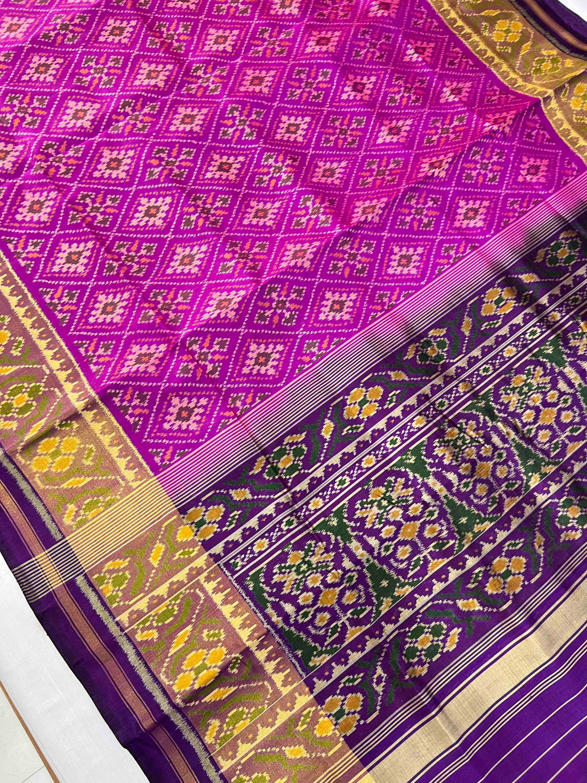 Light with dark combination premium patola silk saree