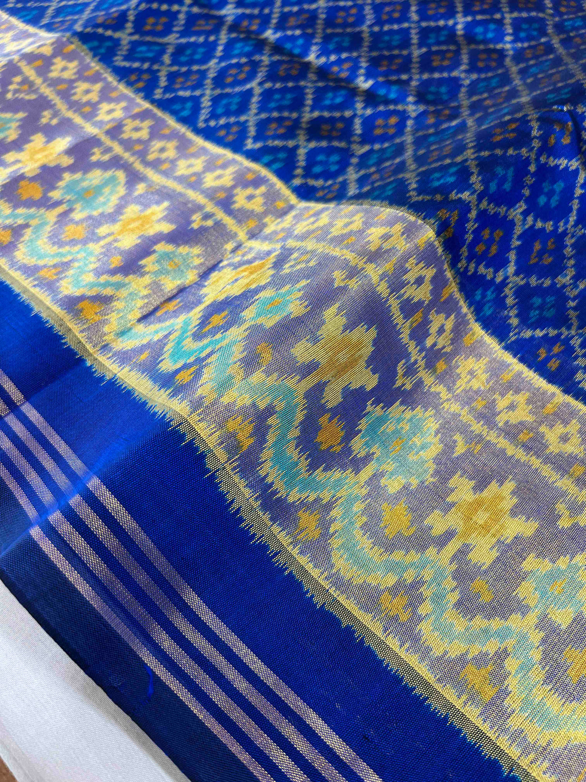 Blue daliya bhat design single ikkat Patola silk Saree