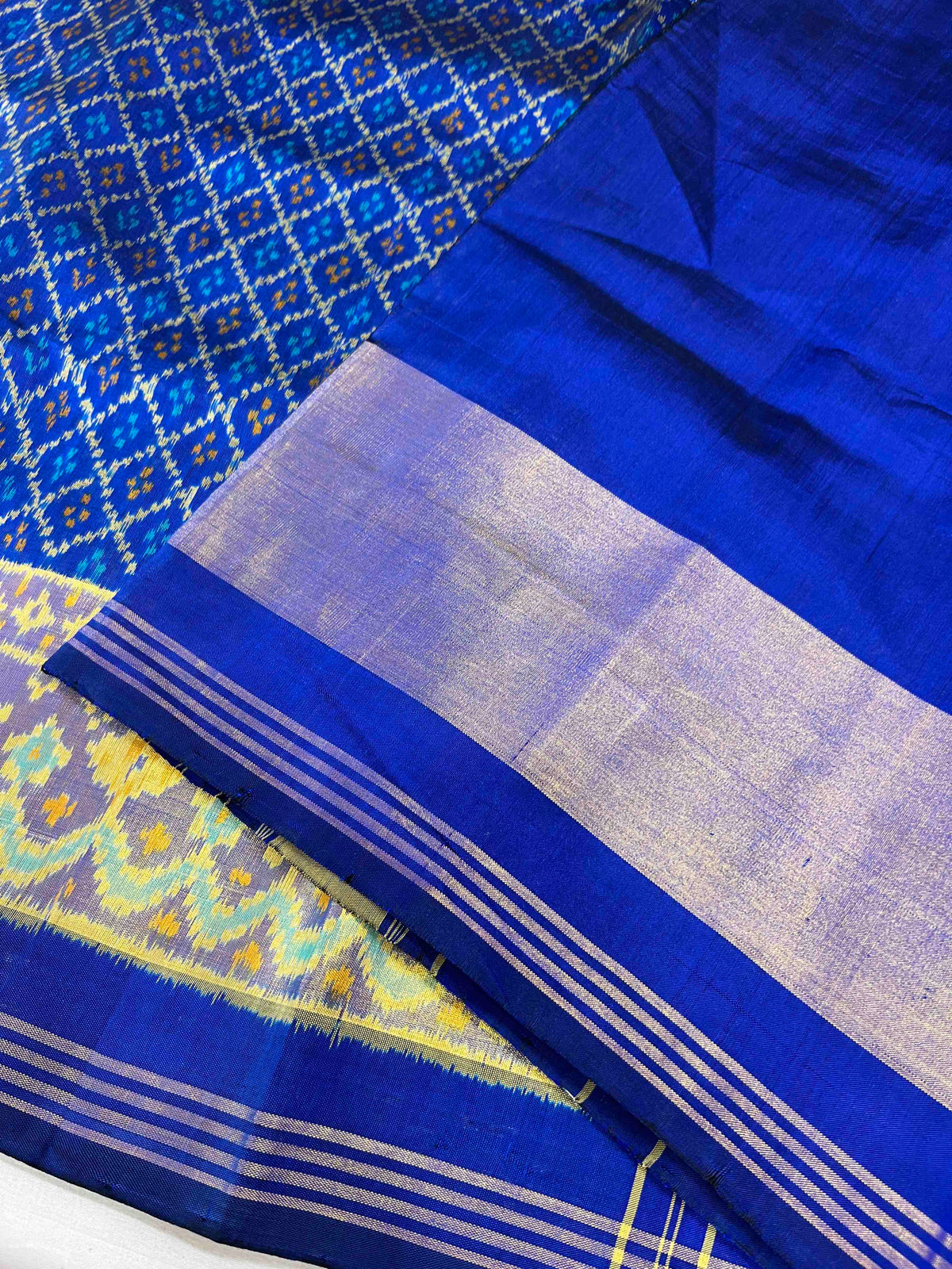 Blue daliya bhat design single ikkat Patola silk Saree