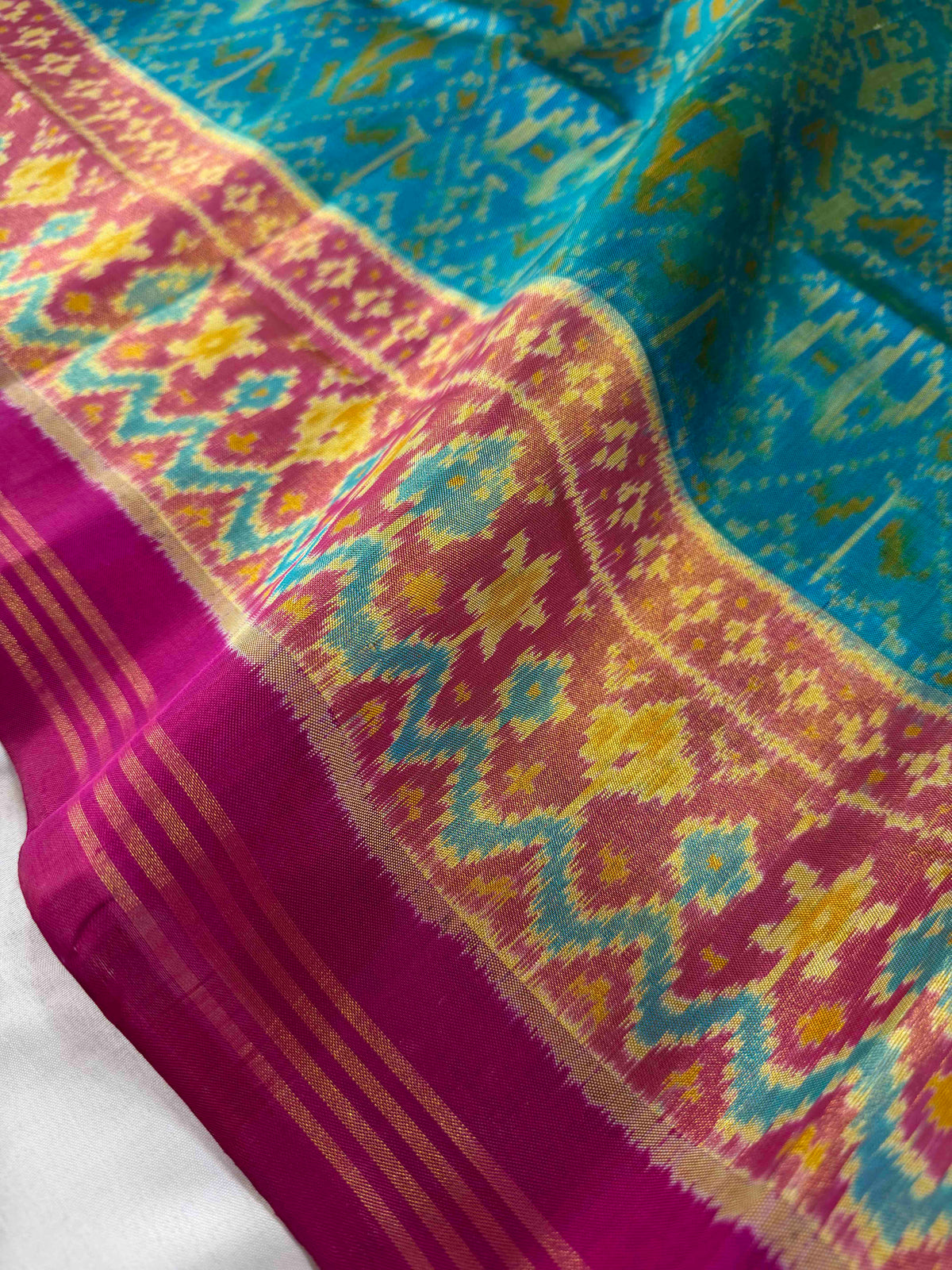 Single ikkat Sky Blue narikunjan patola silk saree