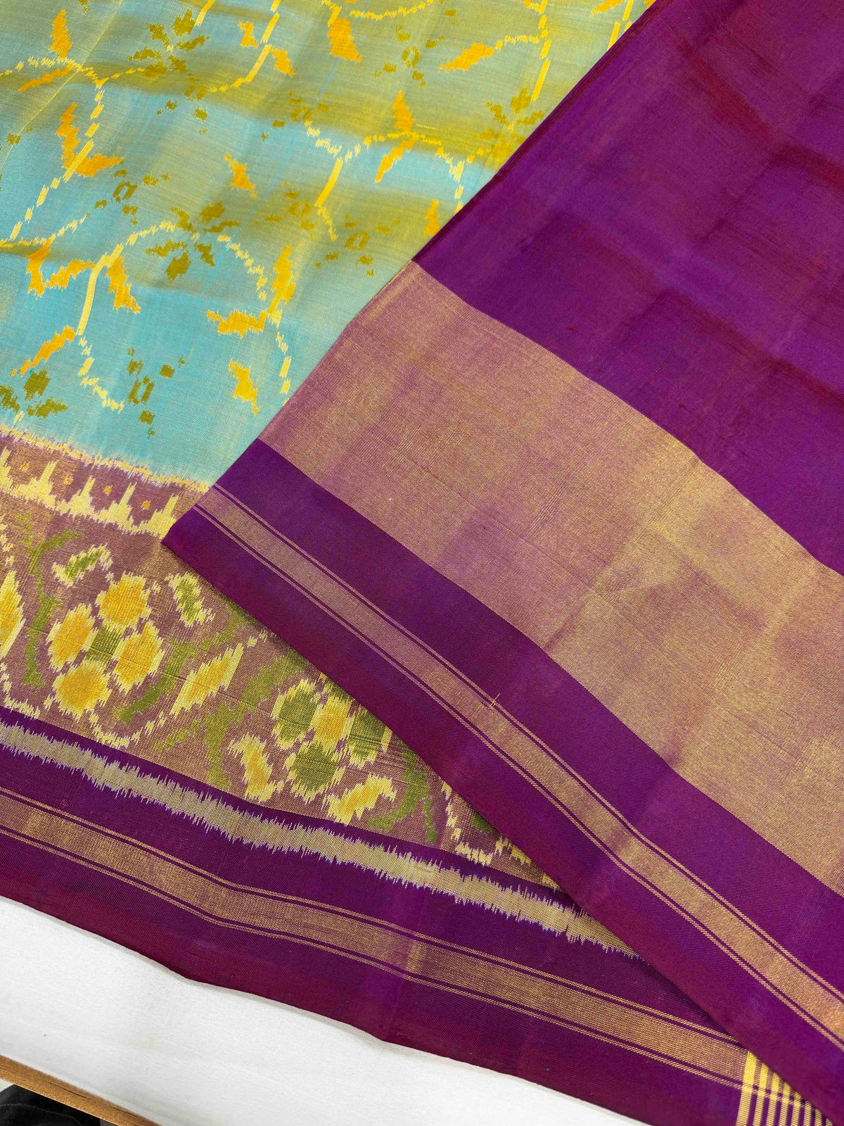 Sky blue well design Single ikkat patola silk saree