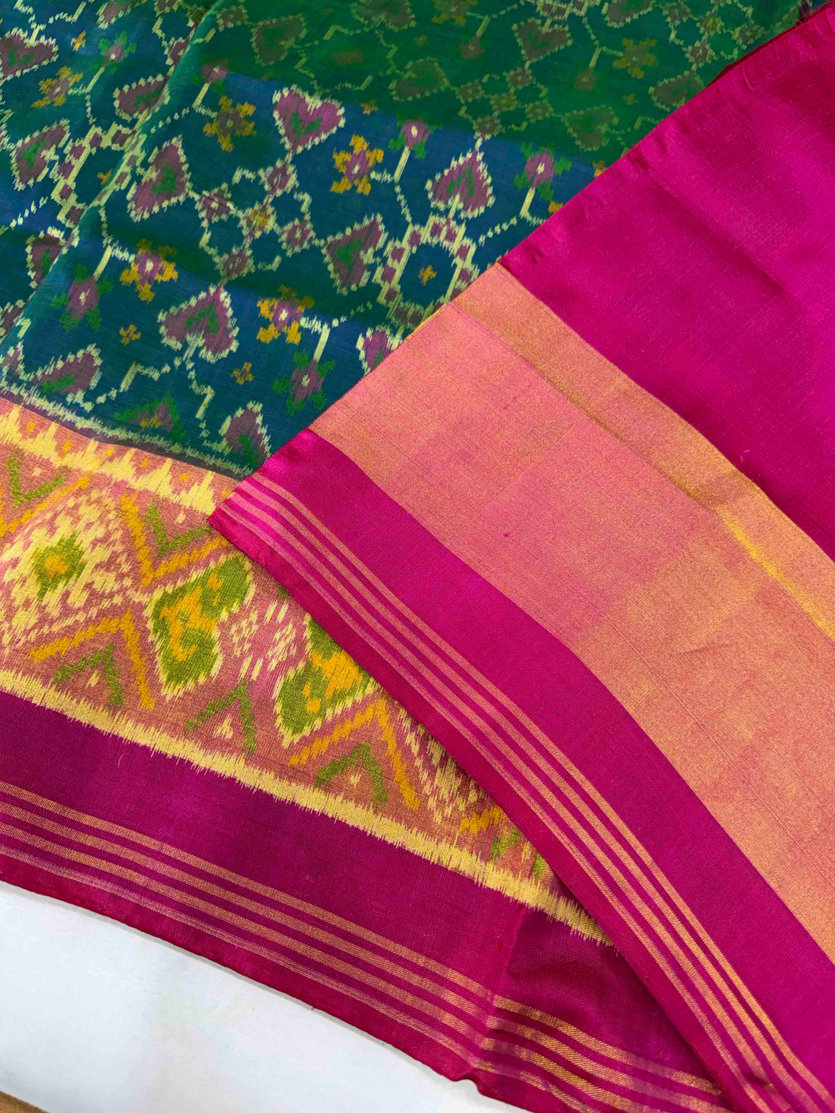 Morpiach Navaratan design with pink combination single ikkat Patola silk Saree