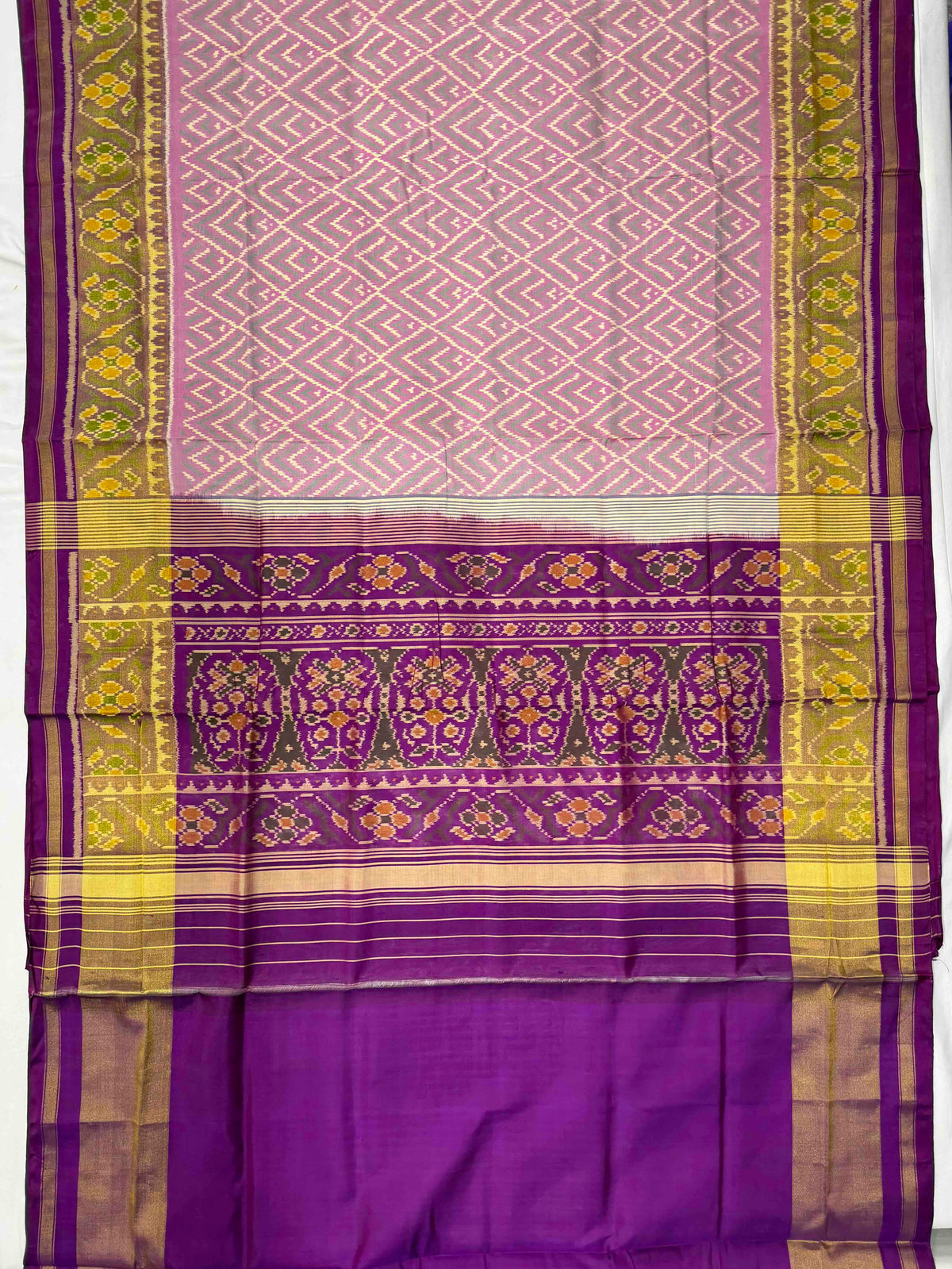 Beautiful baby pink laheriya design single ikkat Patola silk Saree